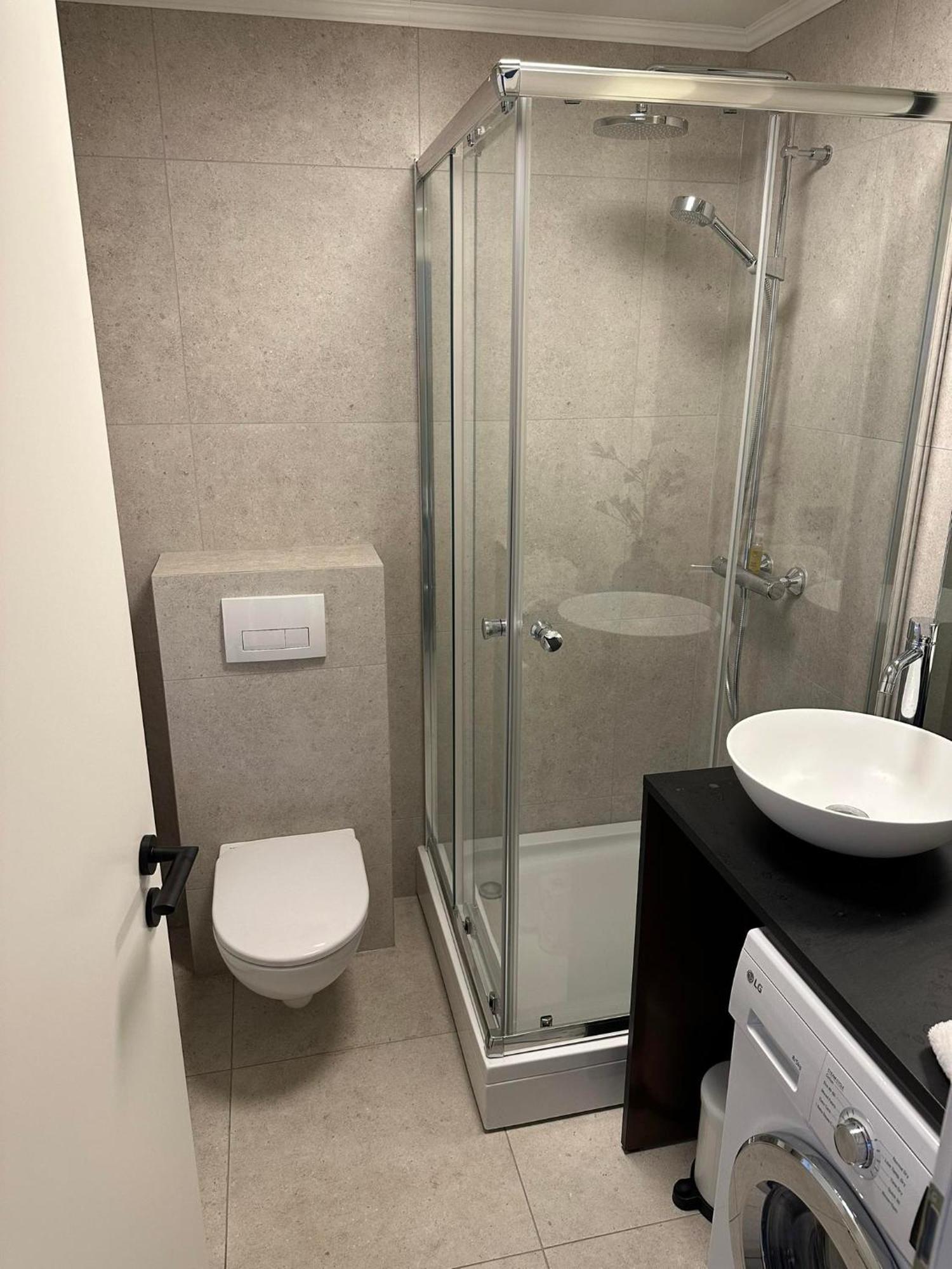 North - City Center Apartments آكيورِيْري المظهر الخارجي الصورة